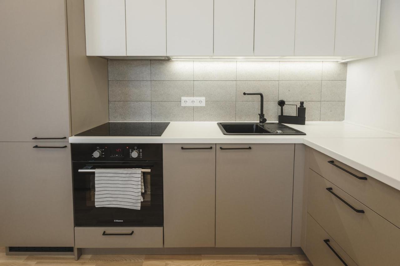 1212 Apartments With Free Parking Рига Екстер'єр фото