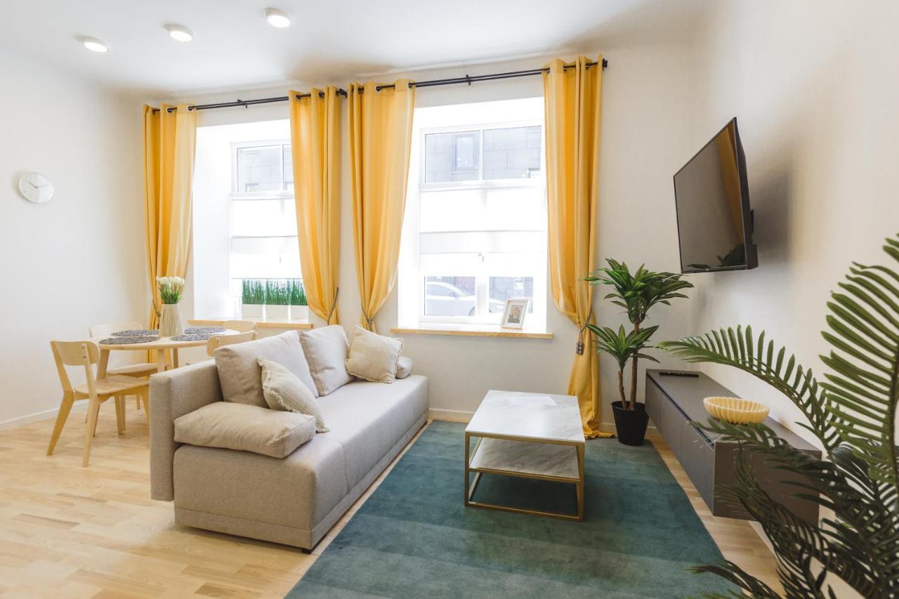 1212 Apartments With Free Parking Рига Екстер'єр фото